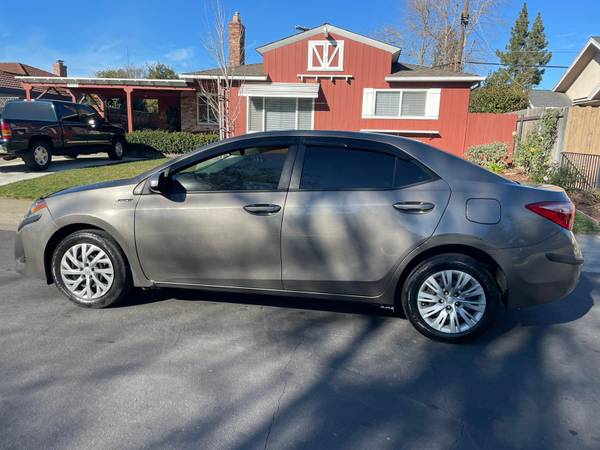 2017 Toyota Corolla ONLY 24K MILES - - by dealer for sale in Sacramento , CA – photo 4