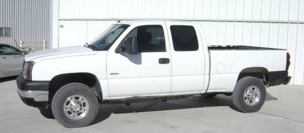 2003 Chevy Duramax truck - cars & trucks - by owner - vehicle... for sale in Jean, NV – photo 2
