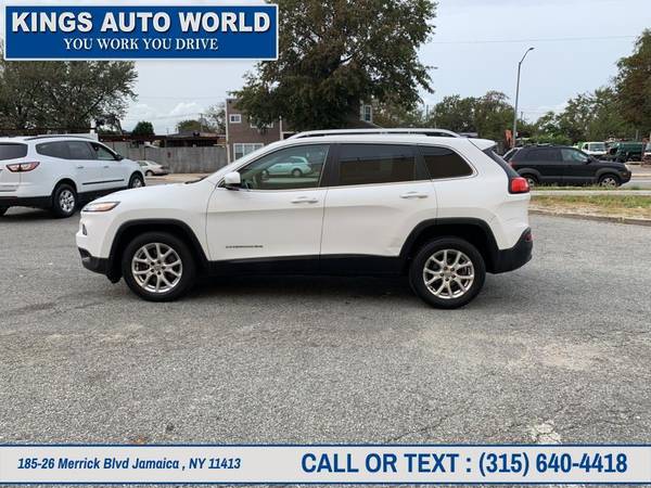 2016 Jeep Cherokee FWD 4dr Latitude - cars & trucks - by dealer -... for sale in New York, NJ – photo 7