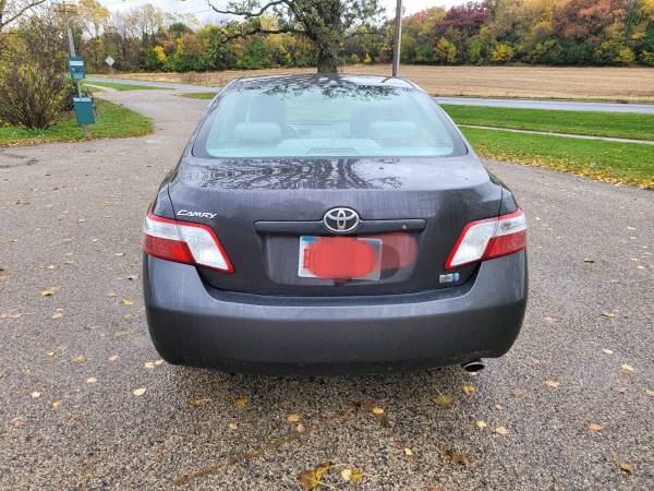 2008 Toyota Camry XLE HYBRID - cars & trucks - by owner - vehicle... for sale in Woodstock, IL – photo 3