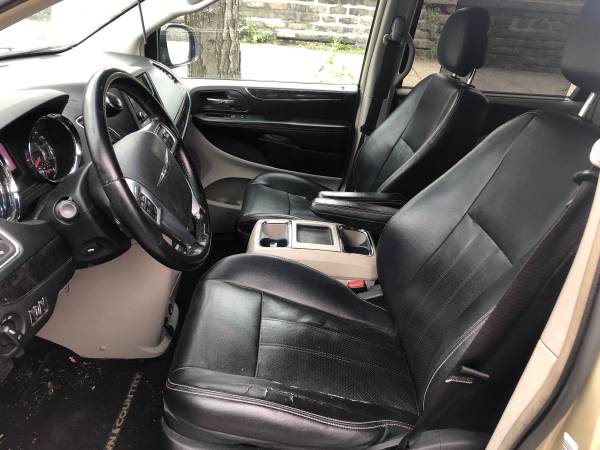 2011 Chrysler TOWN & COUNTRY for sale in Bronx, NY – photo 9