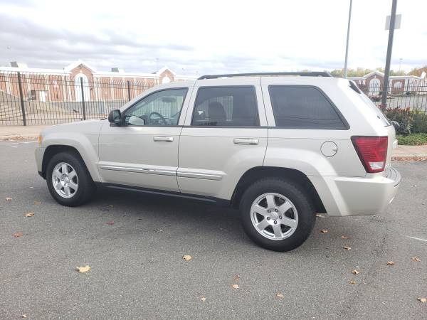 2010 JEEPGRAND CHEROKEE 4X4 LAREDO PKG. - cars & trucks - by dealer... for sale in Agawam, CT – photo 23