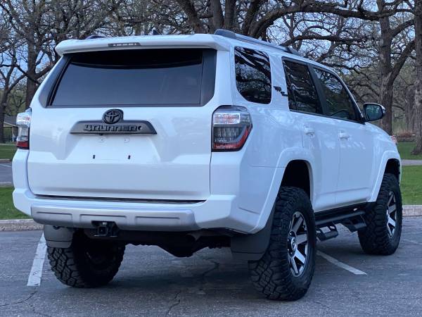 2018 TOYOTA 4RUNNER TRD OFF ROAD PREMIUM 4X4 - - by for sale in Shakopee, MN – photo 13