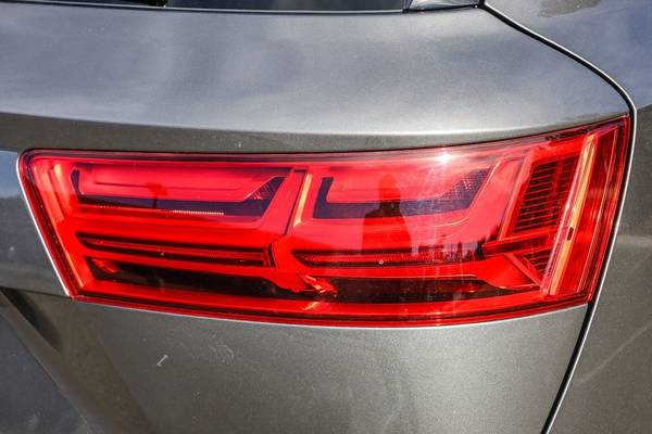2019 Audi Q7 3.0T Premium suv Samurai Gray Metallic - cars & trucks... for sale in Livermore, CA – photo 8