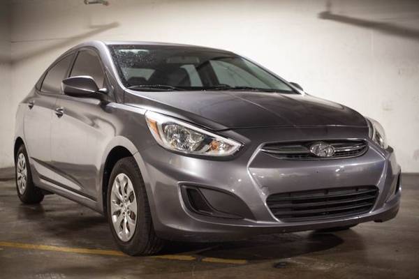 2016 Hyundai Accent SE! 1-owner, fresh oil, bluetooth! - cars &... for sale in Portland, OR – photo 4