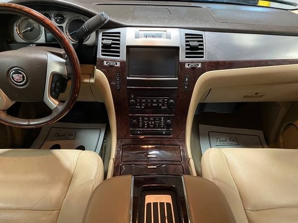 2014 Cadillac Escalade PREMIUM AWD - - by dealer for sale in Coopersville, MI – photo 19