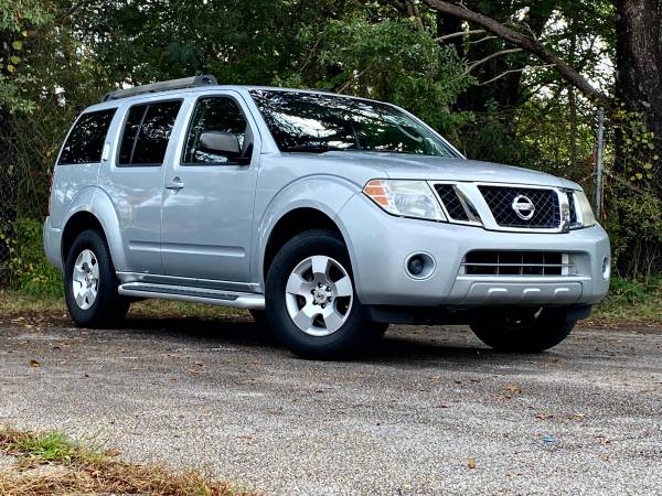 2011 NISSAN PATHINDER SE - cars & trucks - by dealer - vehicle... for sale in Greenville, SC – photo 4