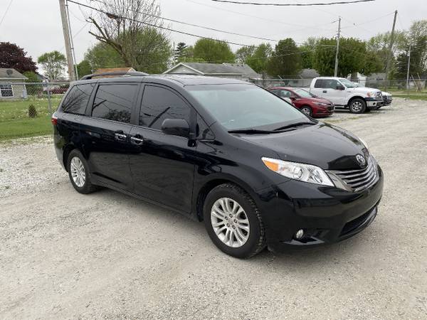 2016 Toyota Sienna XLE FWD 8-Passenger V6 - - by for sale in Windfall, IN – photo 7