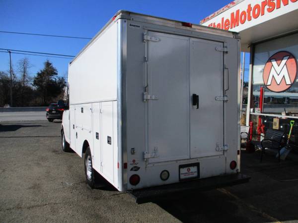 2012 Chevrolet Express Commercial Cutaway 3500, 12 FOOT ENCLOSED for sale in Other, UT – photo 4