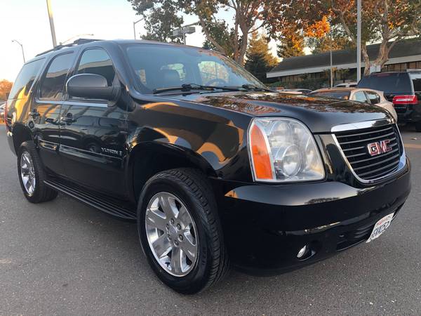 2008 GMC Yukon SLT Loaded Black with Black Leather 3rd Row Seat -... for sale in SF bay area, CA – photo 3