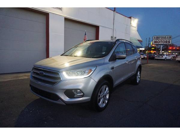 2017 Ford Escape SE FWD - cars & trucks - by dealer - vehicle... for sale in Murfreesboro, TN – photo 2
