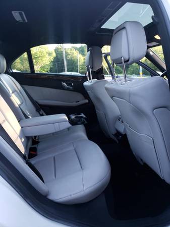 10 Mercedes Benz E350 4Matic w/NAVI! WHITE! 5YR/100K WARR INC!REDUCED! for sale in Methuen, NH – photo 15