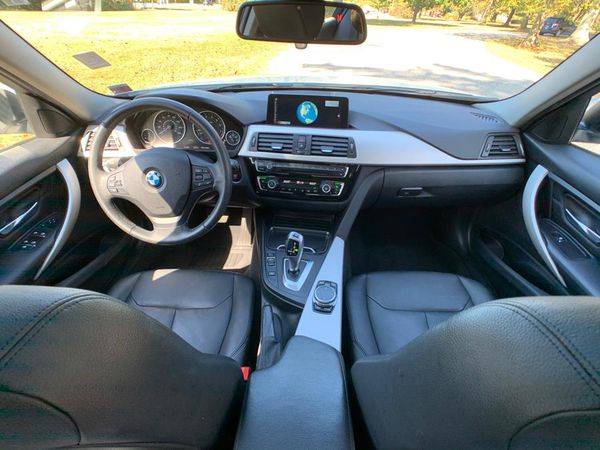 2016 BMW 3 Series 4dr Sdn 320i xDrive AWD 179 / MO for sale in Franklin Square, NY – photo 18