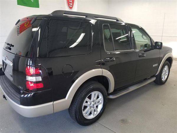 2008 Ford Explorer 4WD 4dr V6 Eddie Bauer -EASY FINANCING AVAILABLE for sale in Bridgeport, CT – photo 4