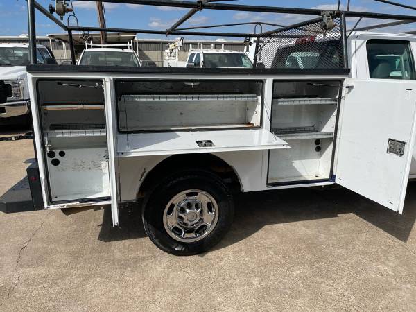 2015 Chevrolet 2500HD Crewcab Service / Utility Bed Ladder Rack V8 -... for sale in Mansfield, TX – photo 6