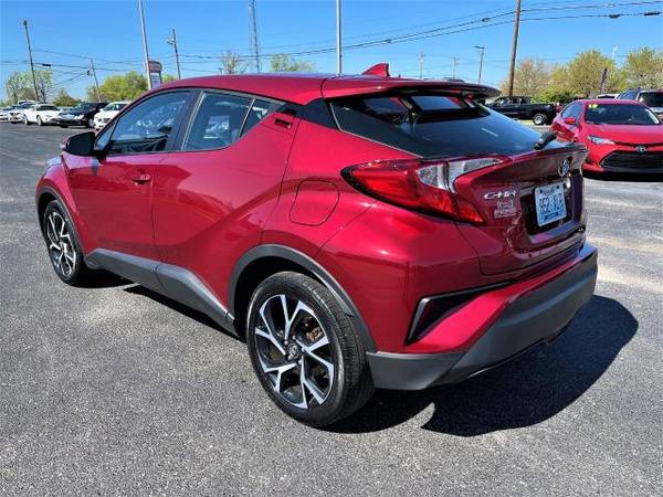 2018 Toyota C-HR XLE FWD (Natl) - - by dealer for sale in NICHOLASVILLE, KY – photo 5