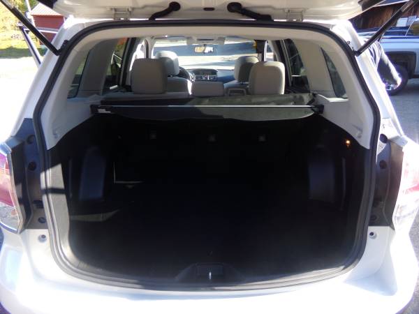 Subaru 17 Forester Premium 29K Auto Eyesight Sunroof Winter Package for sale in vernon, MA – photo 16