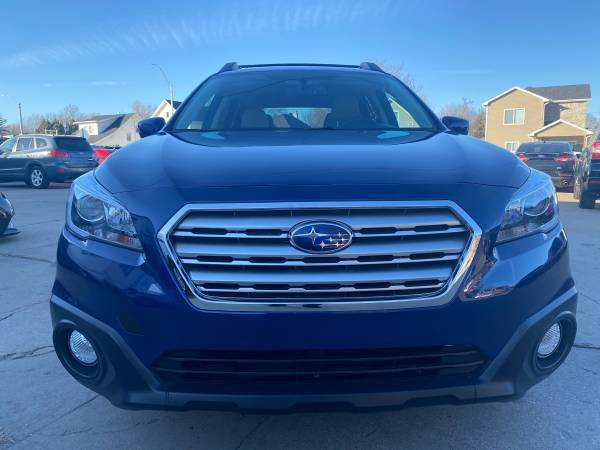 2015 Subaru Outback Limited AWD *70K Miles!* - cars & trucks - by... for sale in Lincoln, IA – photo 4