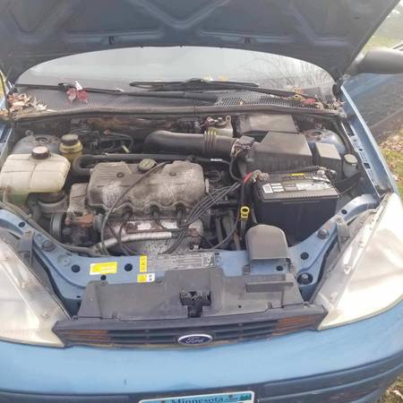 2000 Ford Focus LX Sedan - cars & trucks - by owner - vehicle... for sale in Saint Paul, MN – photo 3