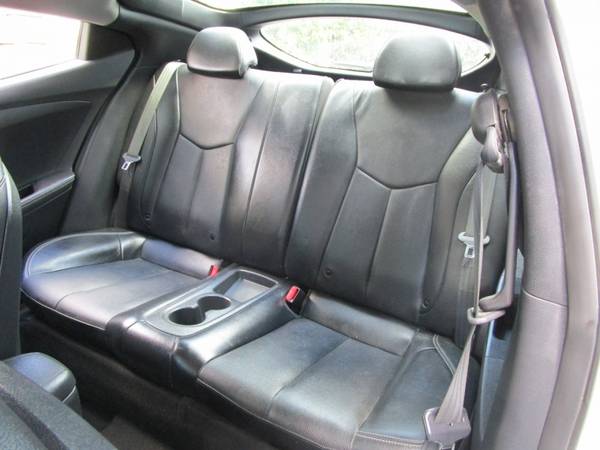 2013 Hyundai VELOSTER TURBO - 6 SPEED MANUAL TRANSMISSION - LEATHER for sale in Sacramento , CA – photo 12