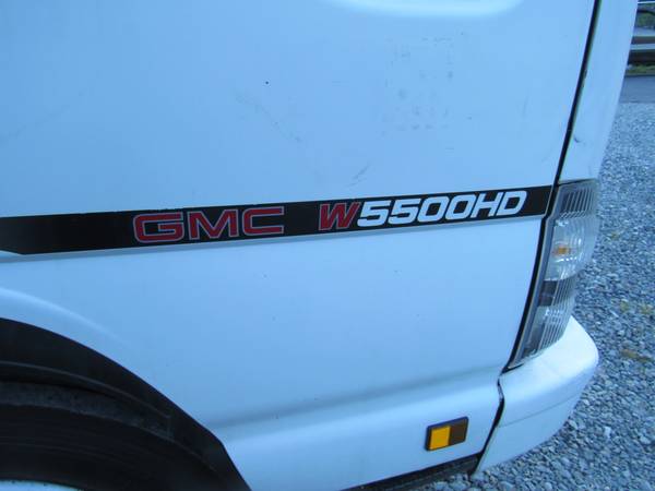 2007 Izuzu GMC Box Truck Diesel 18ft 19, 999 - - by for sale in Pacific, WA – photo 5