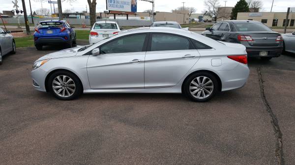 SMOOTH RIDE! Check out this 2014 Hyundai Sonata Limited - cars & for sale in Sioux Falls, SD – photo 9