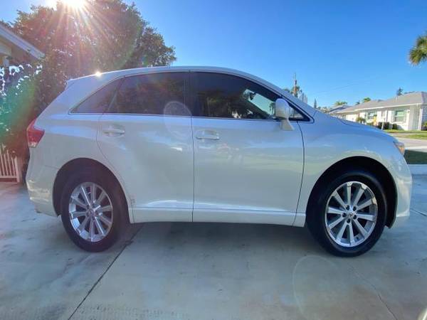 2009 Toyota Venza 4dr Wgn I4 FWD (Natl) - cars & trucks - by dealer... for sale in Venice, FL – photo 3