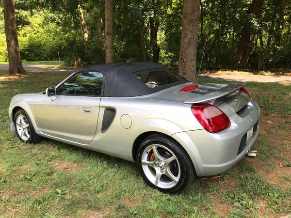 2001 TOYOTA MR2 SPYDER CONVERTIBLE for sale in Lititz, PA – photo 7