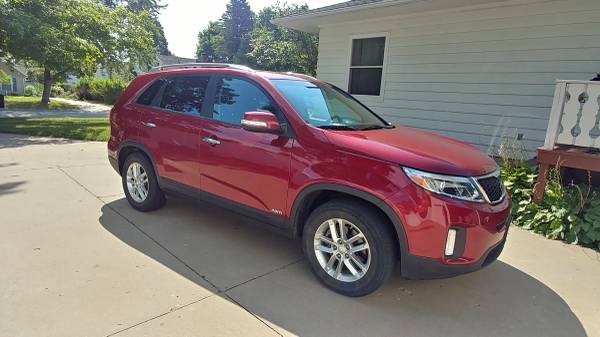 2015 Kia Sorento (taken great care of) for sale in Manchester, IA – photo 3