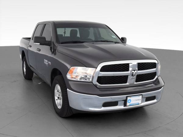 2019 Ram 1500 Classic Crew Cab SLT Pickup 4D 5 1/2 ft pickup Gray -... for sale in Palmdale, CA – photo 16