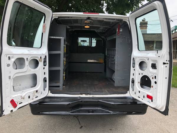ONE OWNER 2011 Ford Econoline E250 one owner 140 miles Good runner -... for sale in Bridgeview, IL – photo 16