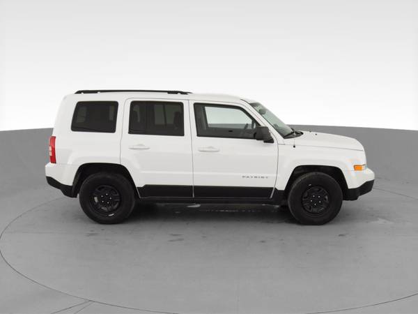 2016 Jeep Patriot Sport SUV 4D suv White - FINANCE ONLINE - cars &... for sale in Phoenix, AZ – photo 13