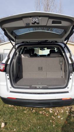 2017 Chev TRAVERSE - cars & trucks - by owner - vehicle automotive... for sale in West Fargo, ND – photo 8