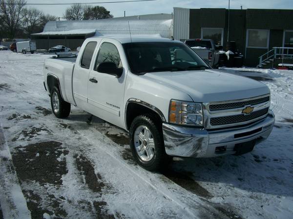 2012 Chevy Silverado 1500 Ex-Cab LT 4x4 - cars & trucks - by dealer... for sale in Billings, MT – photo 6