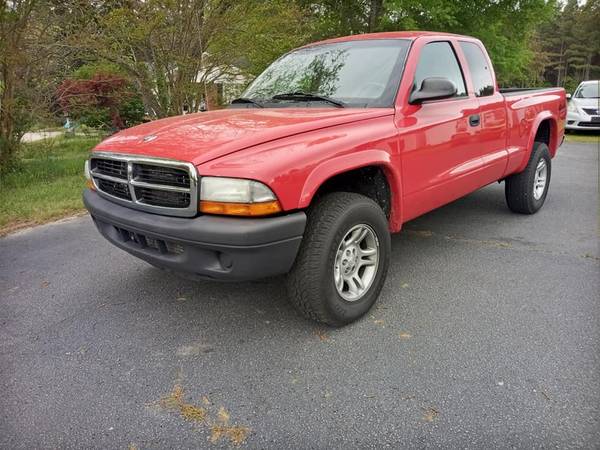 2004 Dodge Dakota SXT - - by dealer - vehicle for sale in Raleigh, NC – photo 11
