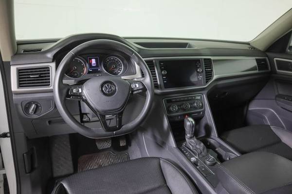 2019 Volkswagen Atlas, Pure White - - by dealer for sale in Wall, NJ – photo 10