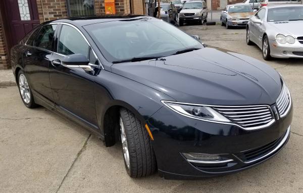2014 Lincoln MKZ AWD - Low Miles Midnight Blue Moonroof Loaded - cars for sale in New Castle, PA – photo 2