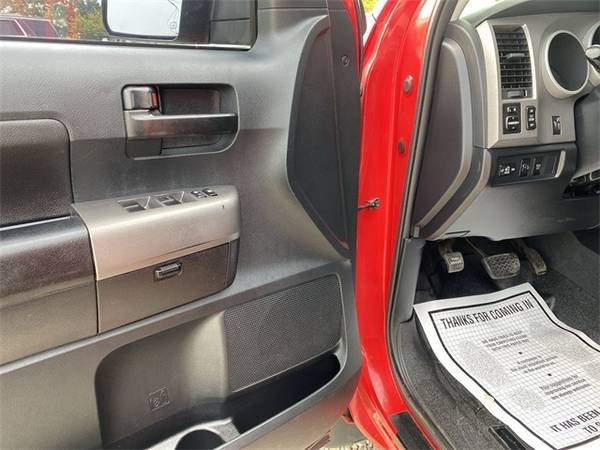 2011 Toyota Tundra Grade **Chillicothe Truck Southern Ohio's Only... for sale in Chillicothe, WV – photo 13