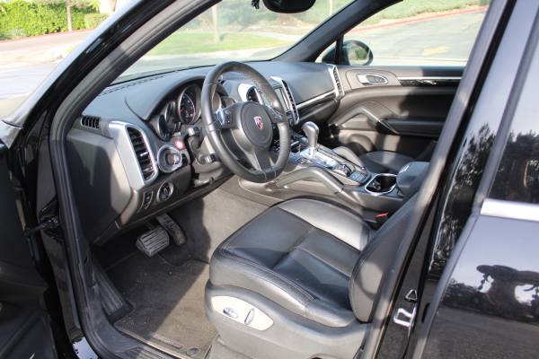 2012 Porsche Cayenne 4WD - Clean Title Comfortable and Luxurious... for sale in Covina, CA – photo 9