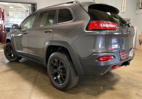 2016 Jeep Cherokee 4WD 4dr Trailhawk - - by dealer for sale in Coopersville, MI – photo 4