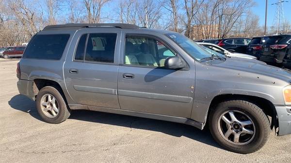 2005 Chevrolet TrailBlazer 4x4 4WD Chevy EXT LS SUV for sale in Cleves, OH – photo 2