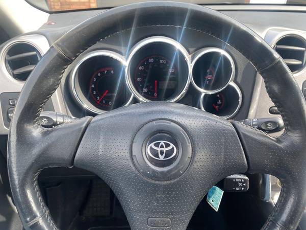 2006 Toyota Matrix XR - - by dealer - vehicle for sale in Pewaukee, WI – photo 10