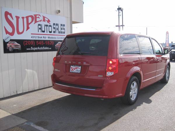 1495 Down & 295 Per Month on this 2013 DODGE GRAND CARAVAN SXT for sale in Modesto, CA – photo 8
