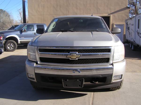 2008 Chevy 1500 Crew Cab Z-71 4x4 - - by dealer for sale in Colorado Springs, CO – photo 2