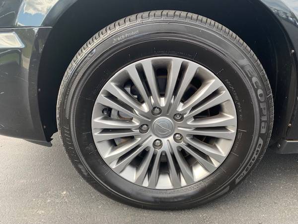 2014 Chrysler Town & Country! Touring-L! DVD! Stow & Go! New Tires! for sale in Suamico, WI – photo 21