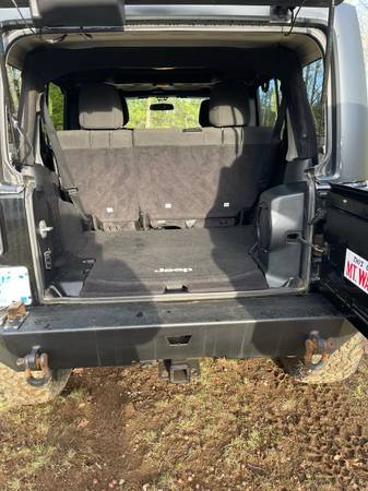 2011 Jeep Wrangler Rubicon Unlimited for sale in Other, NH – photo 10