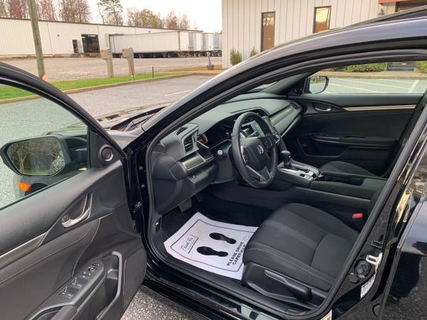 2018 Honda civic EX hatchback 26k - - by dealer for sale in Roebuck, SC – photo 9