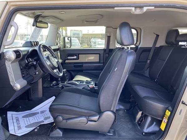 2014 Toyota FJ Cruiser 4x4 - - by dealer for sale in Rialto, CA – photo 20
