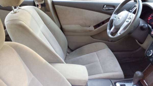 EXTRA CLEAN!! GAS SAVER!! GREAT PRICE! 2007 NISSAN ALTIMA - $4500... for sale in Canton, MS – photo 5