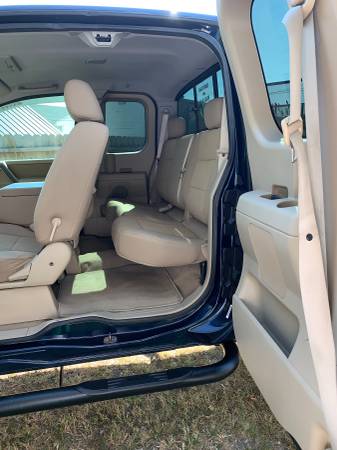 09 Nissan Titan se King Cab for sale in Parkersburg , WV – photo 13